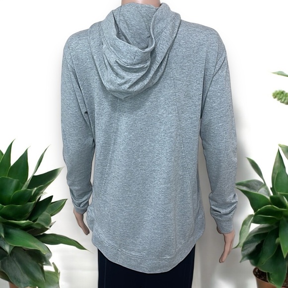 Nike Women’s Gym CLC Funnel Hoodie in Birch Grey with Seamed Pockets - Picture 14 of 16